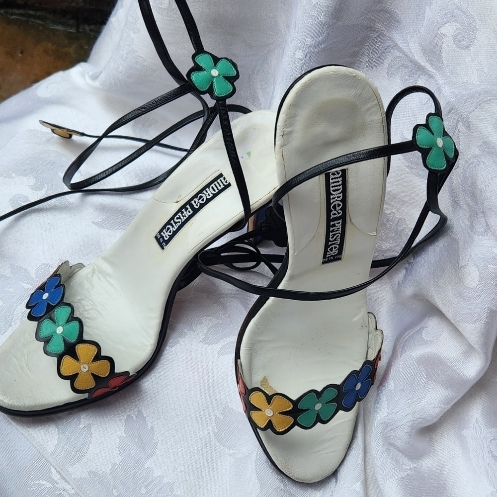 RARE VINTAGE 70s ANDREA PFISTER TIE UP FLOWER HEEL - Picture 4 of 8